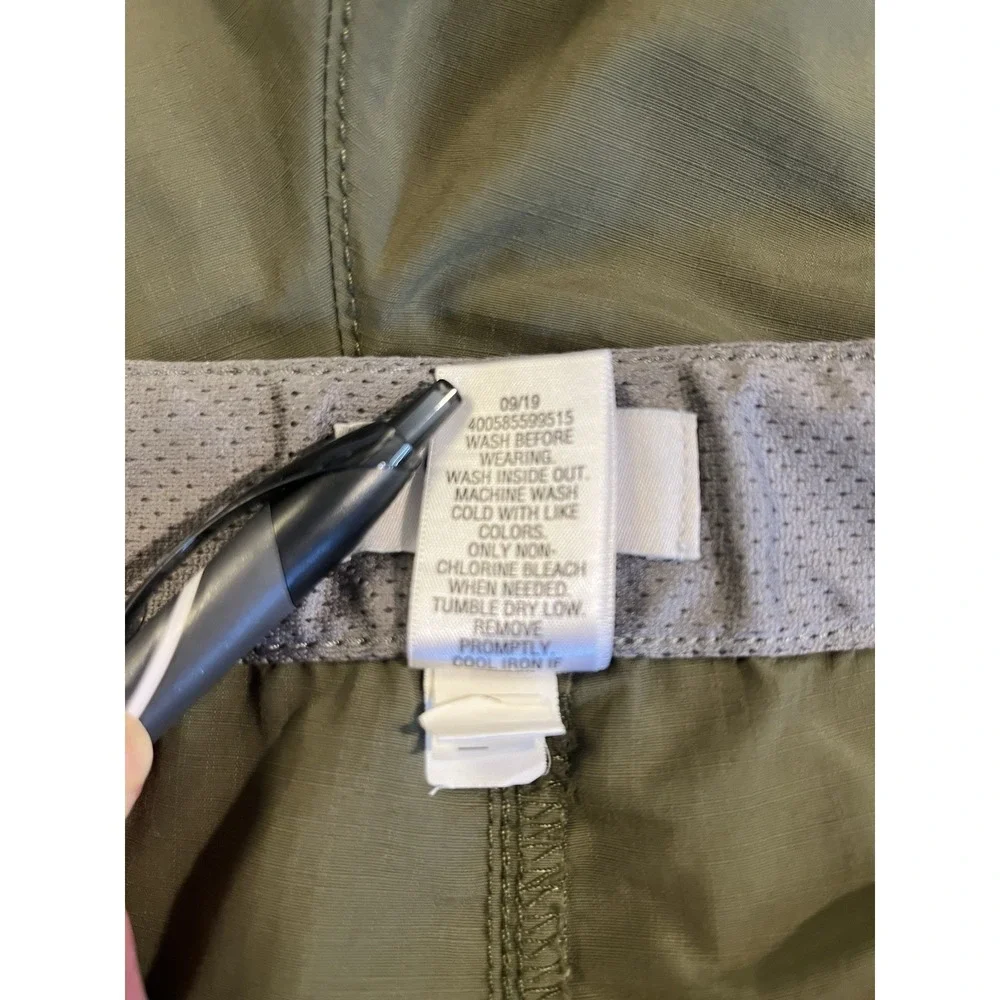 Croft &Barrow Men's XXL  Olive Nylon Cargo Hiking Shorts Belted Quick Dry 44-46